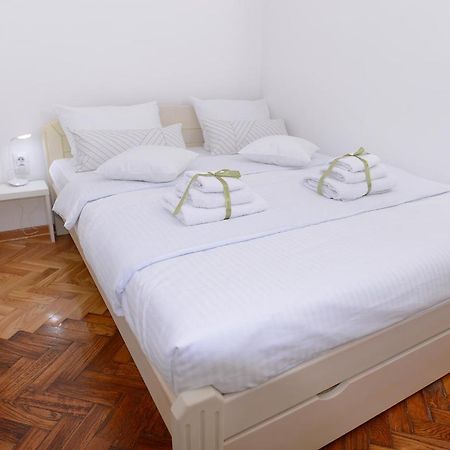 Central Spot Apartments Beograd Bagian luar foto