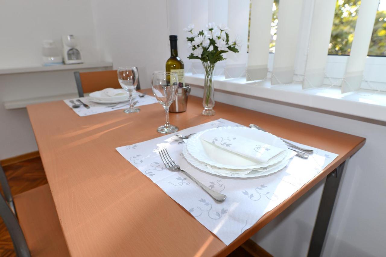 Central Spot Apartments Beograd Bagian luar foto